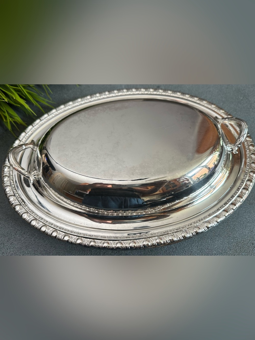 Vintage WM Rogers Silverplated Oval Lidded Casserole Dish Server